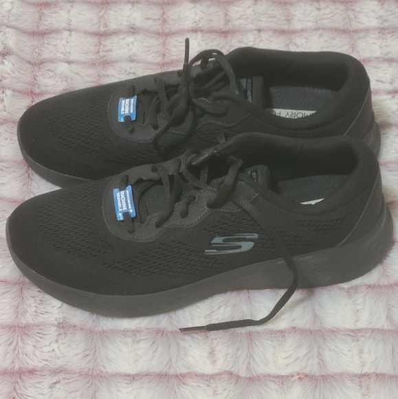 womens shoes skechers Sneakers memory foam size 11 *Machine Washable* - Picture 5 of 6